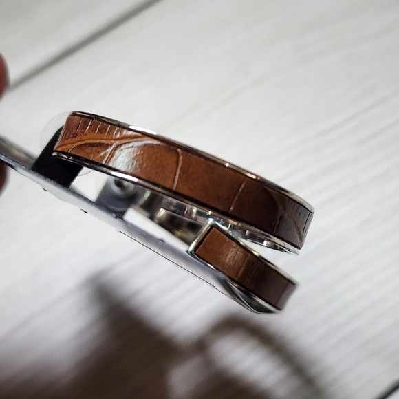 Cookie Lee Silver and Brown Hoop Earrings #51727 NWT - Picture 3 of 10